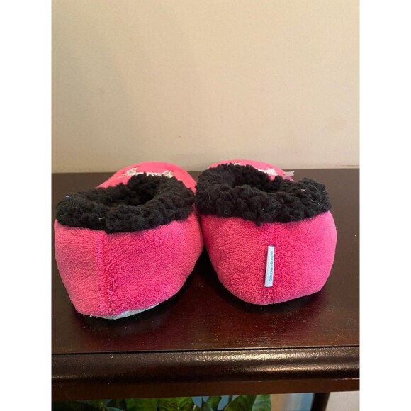 Slippers size 9/10 women snoozies - Picture 4 of 4